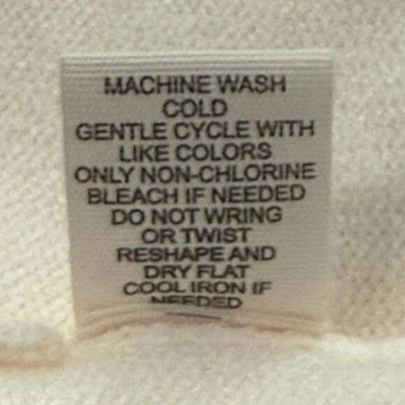 JESSICA SIMPSON Cream and Red Heart Crew Neck Sweater, NEW! Size XL - Picture 7 of 7